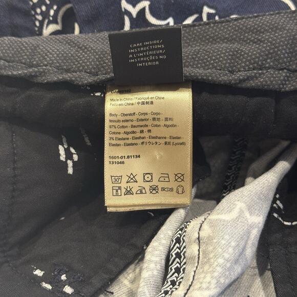 Scotch & Soda Navy Floral Bermuda Shorts in Size 36 - Picture 6 of 7